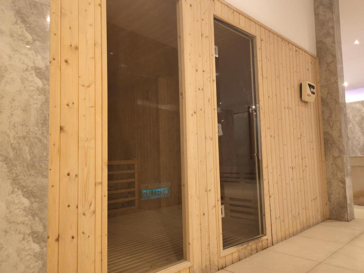 Nice & Cozy R&f Princess Cove 富力公主湾 Apartment